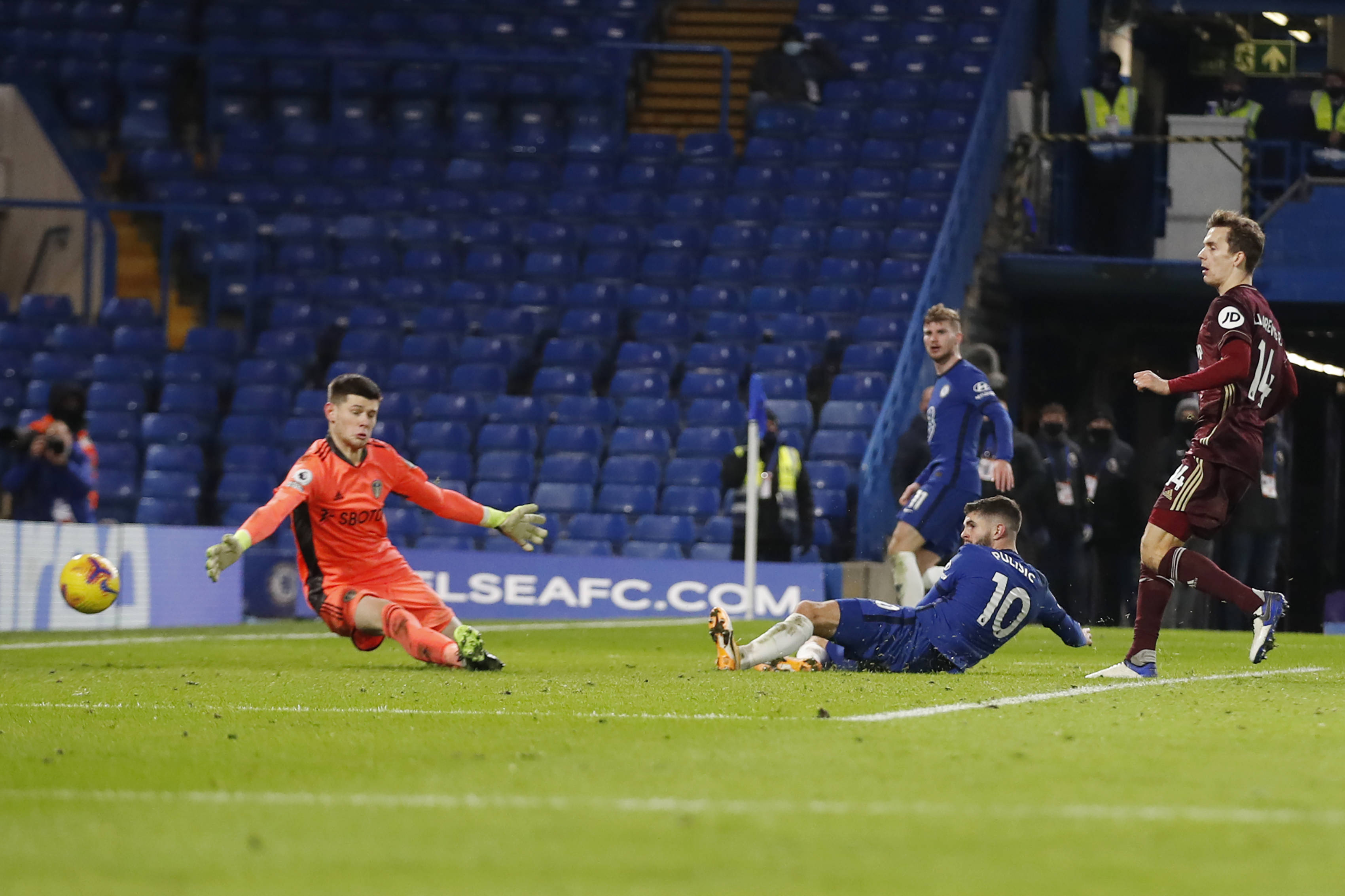 的传球打破 的传球打破